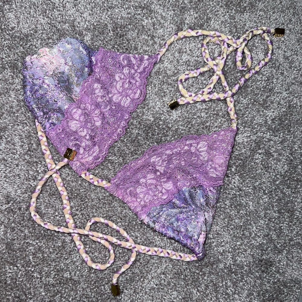 Beach bunny sugar magnolia triangle top - Picture 2 of 3